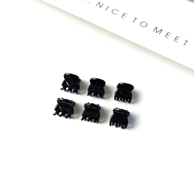 MIDNIGHT MOMENT Plastic Hair Clips Women's Black-7