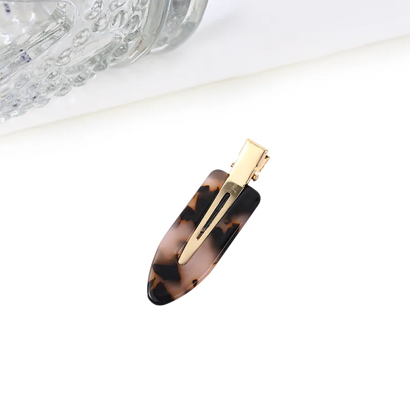 MIDNIGHT MOMENT Acrylic Hair Clips Women's-13