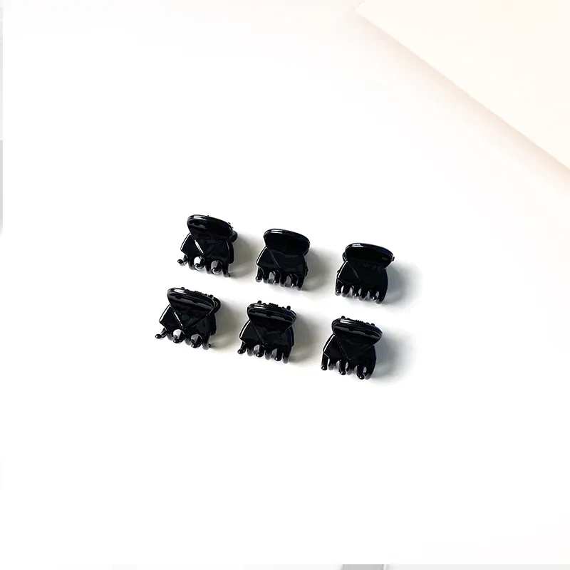 MIDNIGHT MOMENT Plastic Hair Clips Women's Black-8