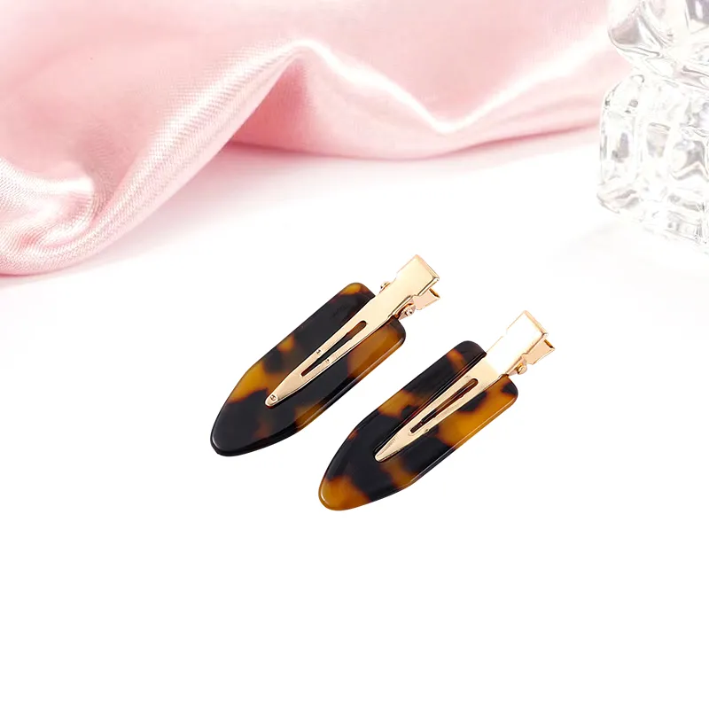 MIDNIGHT MOMENT Acrylic Hair Clips Women's-11