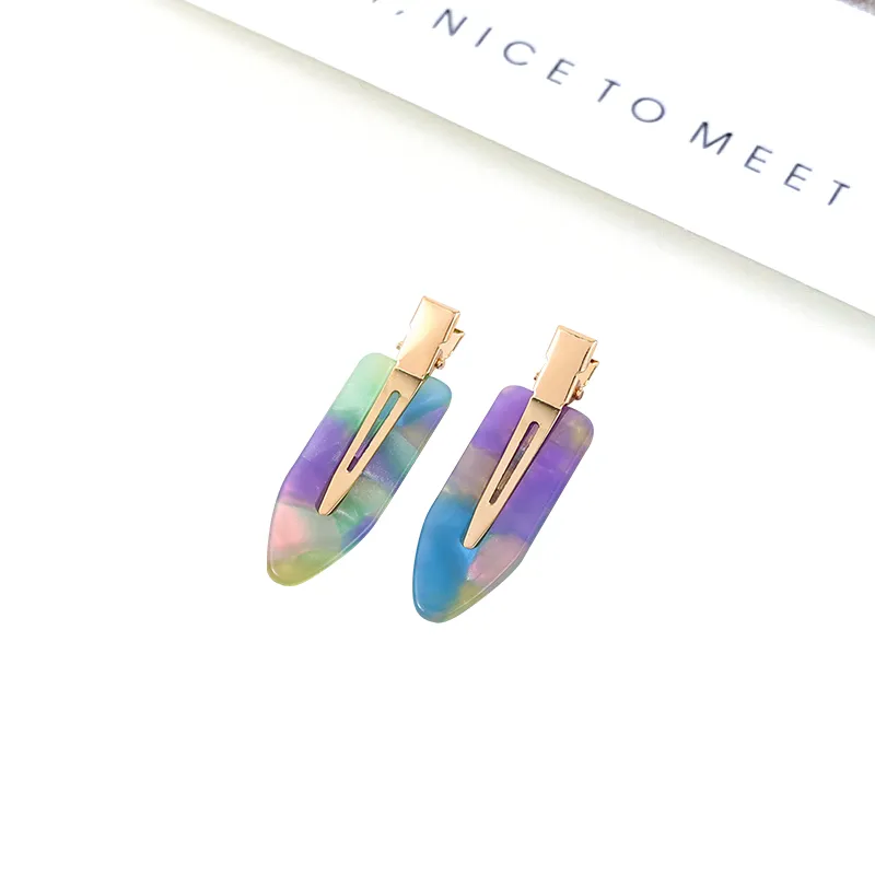 MIDNIGHT MOMENT Acrylic Hair Clips Women's-7