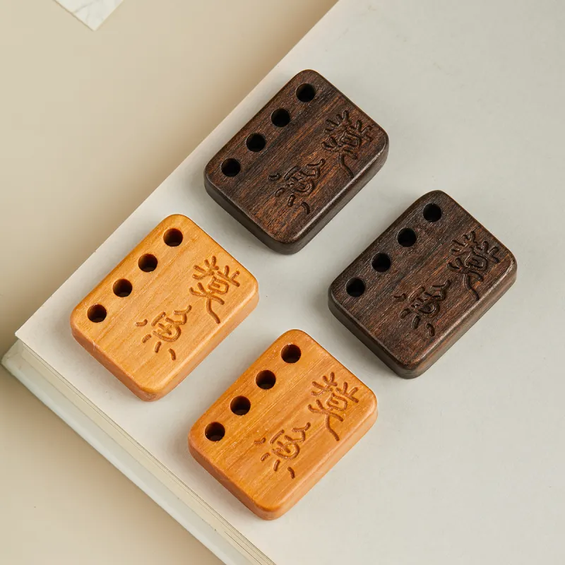 Gianina Ebony Wooden Ornaments Unisex-9