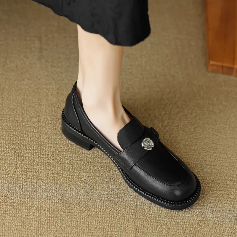 BETSY Loafers Women's Black, White-4