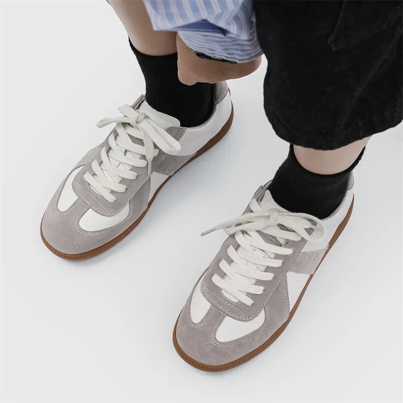 FAPAI Low Top Skateboard Shoes Unisex White-3