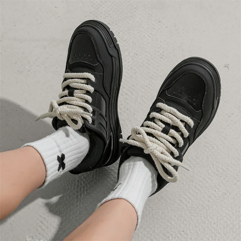FAPAI Abrasion Resistant Low Top Skateboard Shoes Unisex-4
