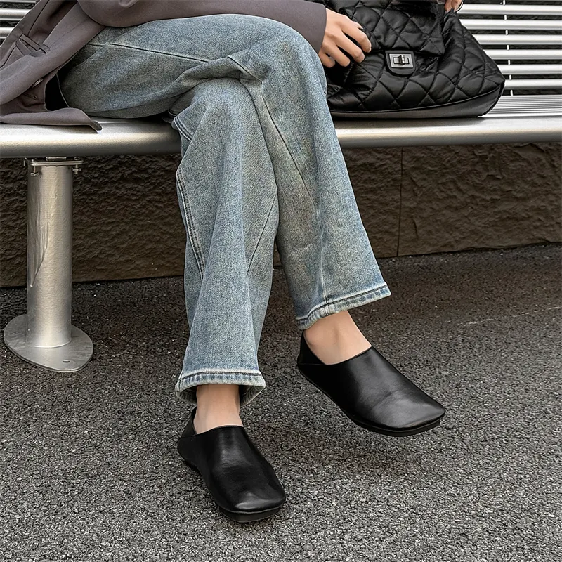 FAPAI Low Top Casual Shoes Unisex Black-3