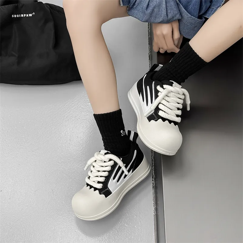 FAPAI Abrasion Resistant Low Top Skateboard Shoes Unisex-3