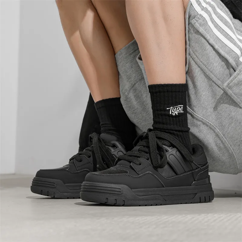 FAPAI Abrasion Resistant Low Top Skateboard Shoes Unisex-9