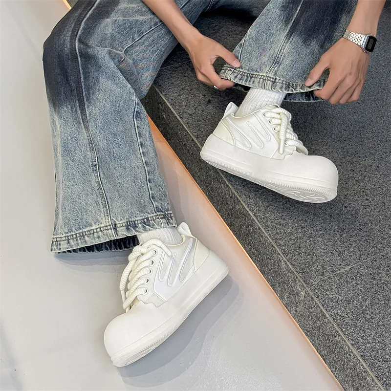 FAPAI Abrasion Resistant Low Top Skateboard Shoes Unisex-19