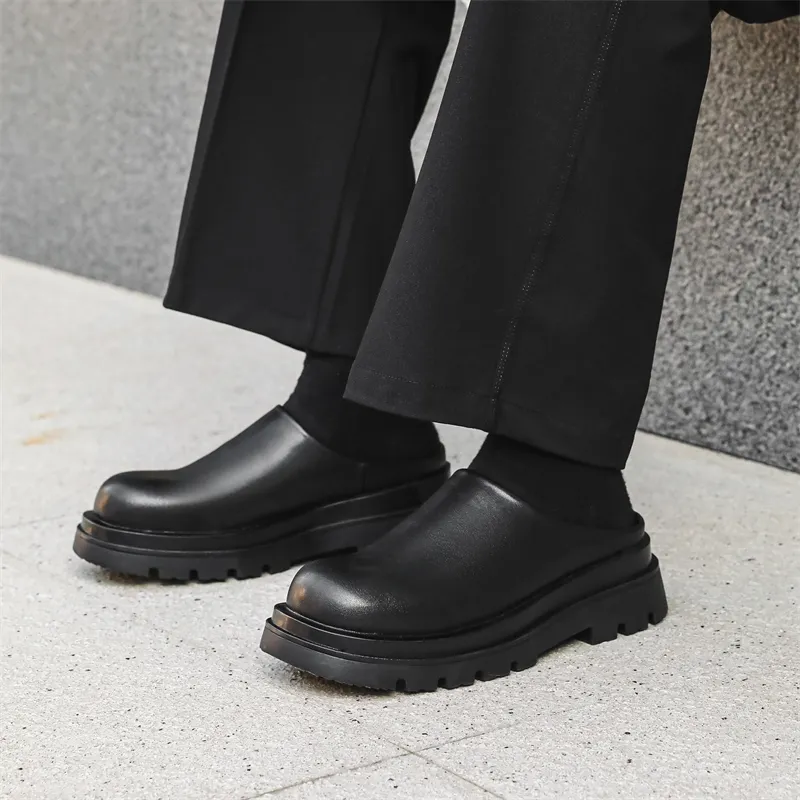 FAPAI Abrasion Resistant Closed Toe Slippers Men's Black-3