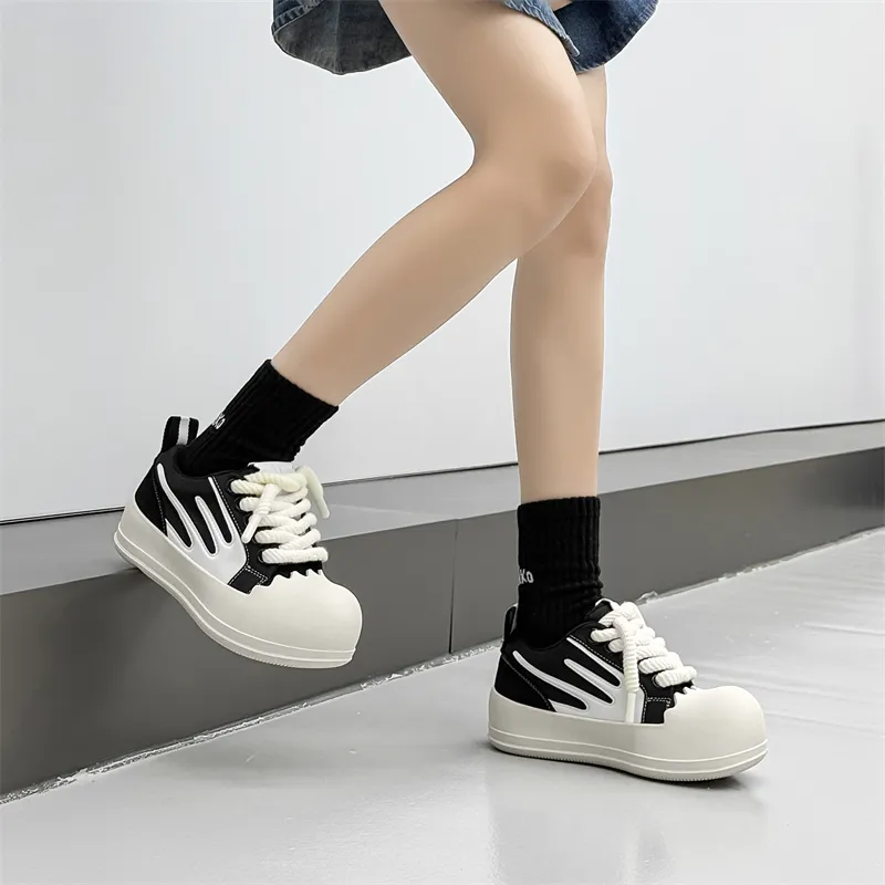 FAPAI Abrasion Resistant Low Top Skateboard Shoes Unisex-2
