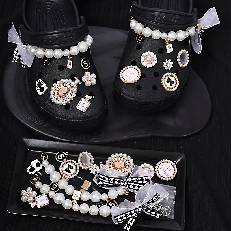 ZUOWEISHIJIA Resin Shoe Buckle Unisex-2