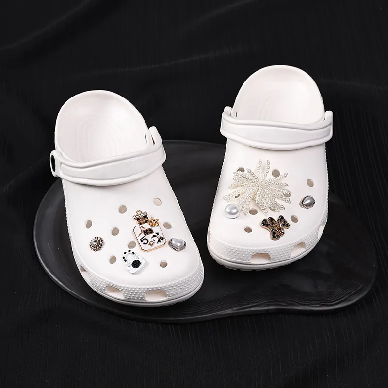 ZUOWEISHIJIA Resin Shoe Buckle Unisex-1