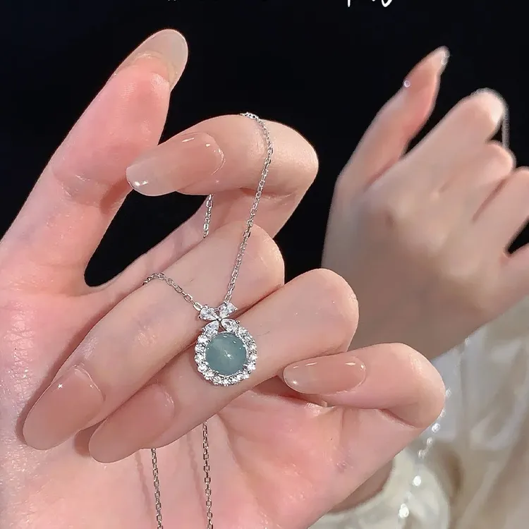 Yagu Glutinous Jade Necklaces Women's-4