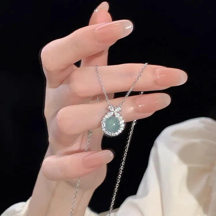 Yagu Glutinous Jade Necklaces Women's-5