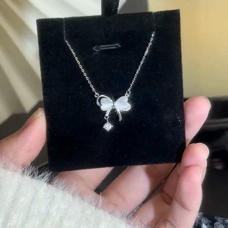 Yagu Glass Cat Eye Necklaces Women's-5