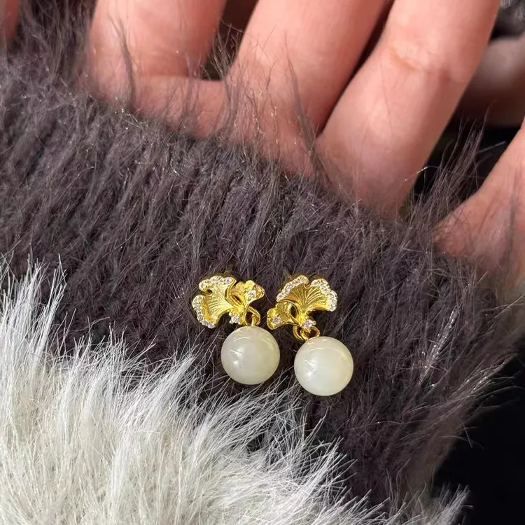 Yagu Earrings Pale Greenish White Jade Women's-3