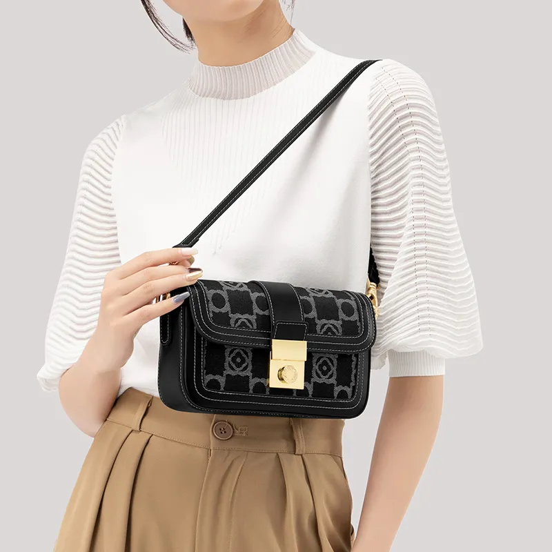 MashaLanti Microfiber Synthetic Leather Small Square Bag Shoulder Bag Small Size Women's Black-7