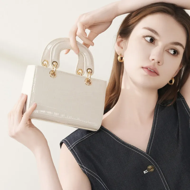 VANDEE Cow Leather One Shoulder Handbag Regular Women's Multicolor-1