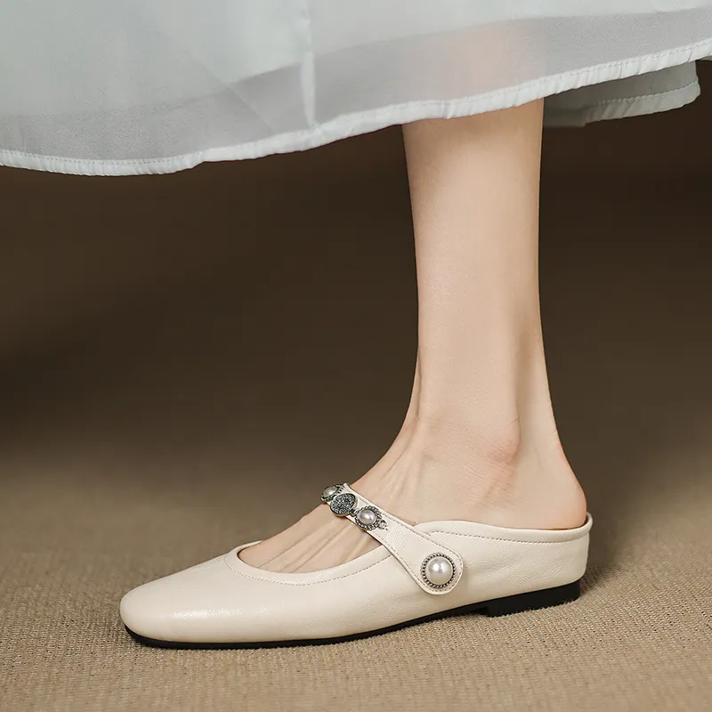 VANDEELEN Rubber Sole Closed Toe Slippers Women's-1