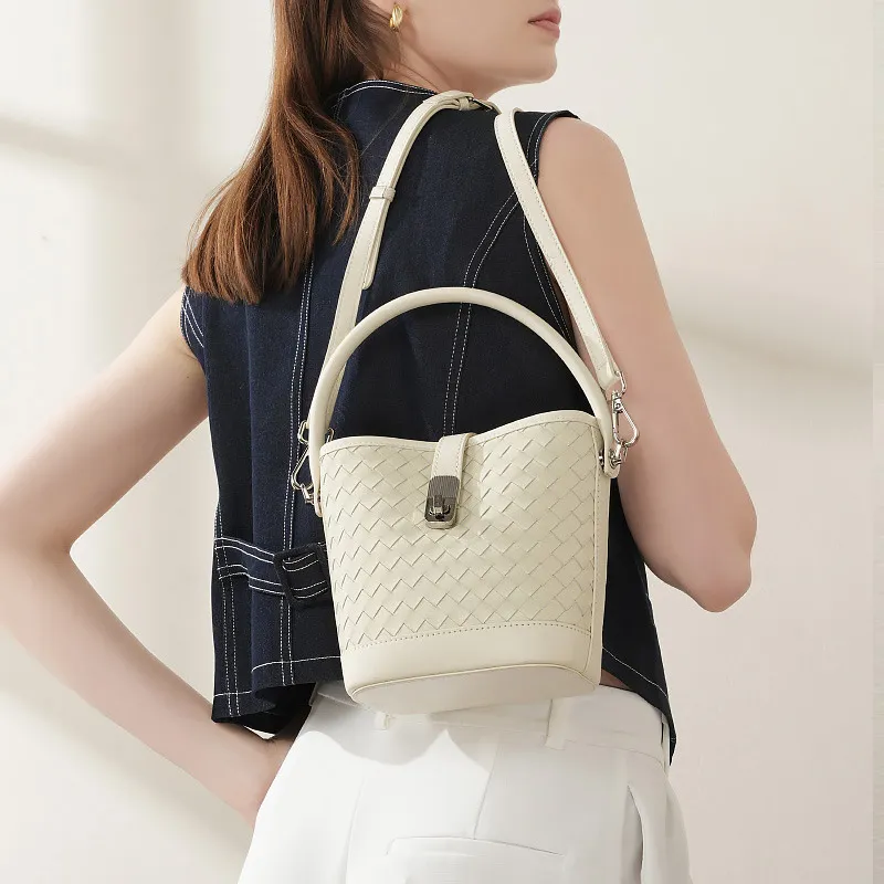 VANDEE Top Grain Sheepskin Bucket Bag, Shoulder Bag, Crossbody Bag, Handbag Women's Multicolor-4
