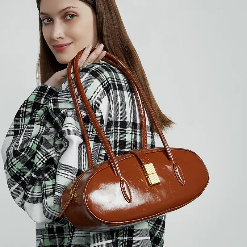 VANDEE Cow Leather Baguette Bag Shoulder Bag Women's Multicolor-6