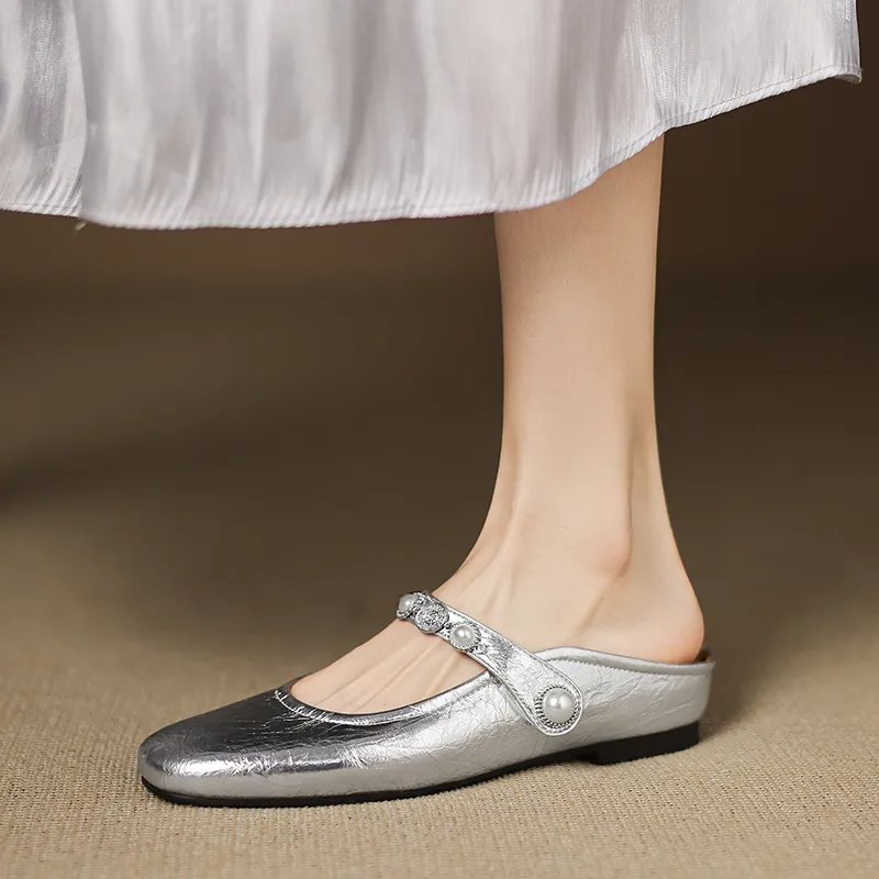 VANDEELEN Rubber Sole Closed Toe Slippers Women's-15