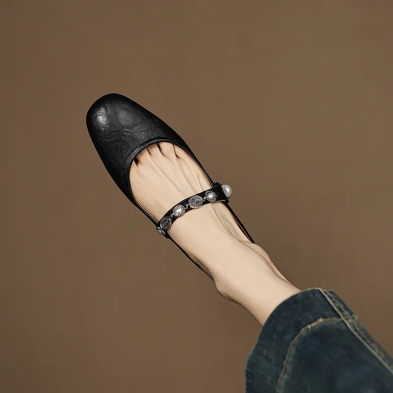 VANDEELEN Rubber Sole Closed Toe Slippers Women's-8