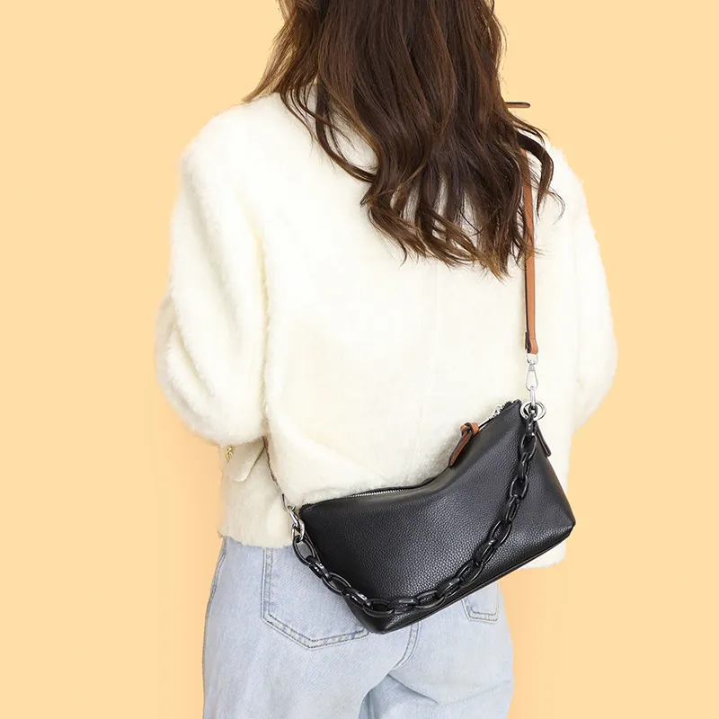 VANDEE Top Grain Cow Leather Crossbody Bag-2