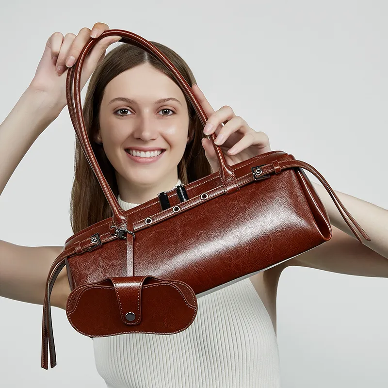 VANDEE Cow Leather Shoulder Bag Women's Multicolor-3
