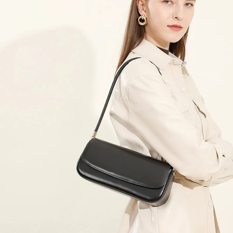 VANDEE Cow Leather Underarm Shoulder Bag Women's Multicolor-1
