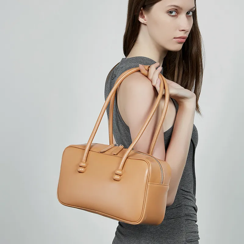 VANDEE Cow Leather Shoulder Bag Women's Multicolor-3