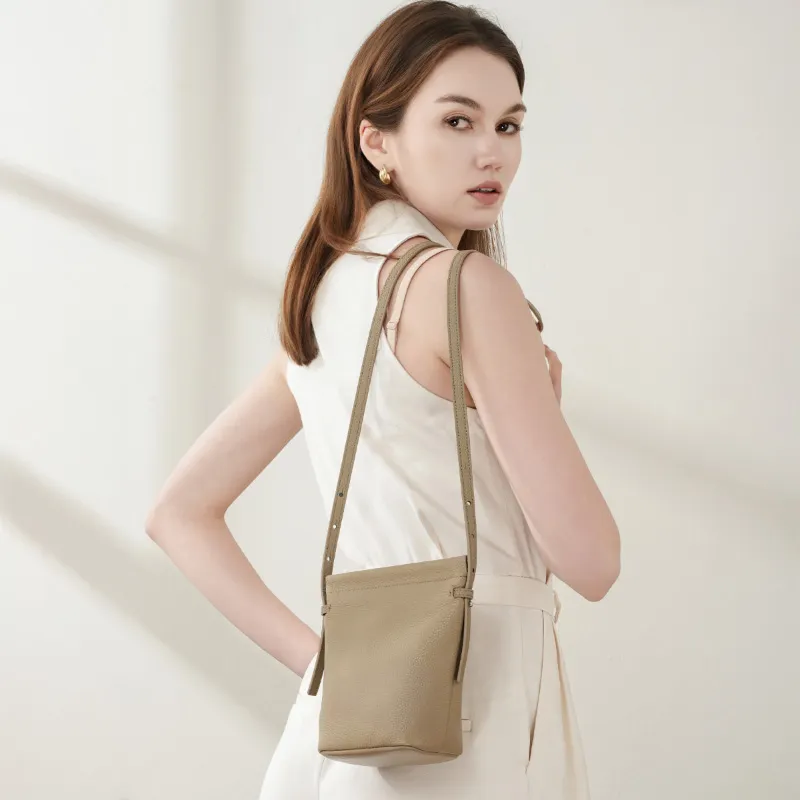 VANDEE Cow Leather Shoulder Bag Regular Women's Multicolor-3