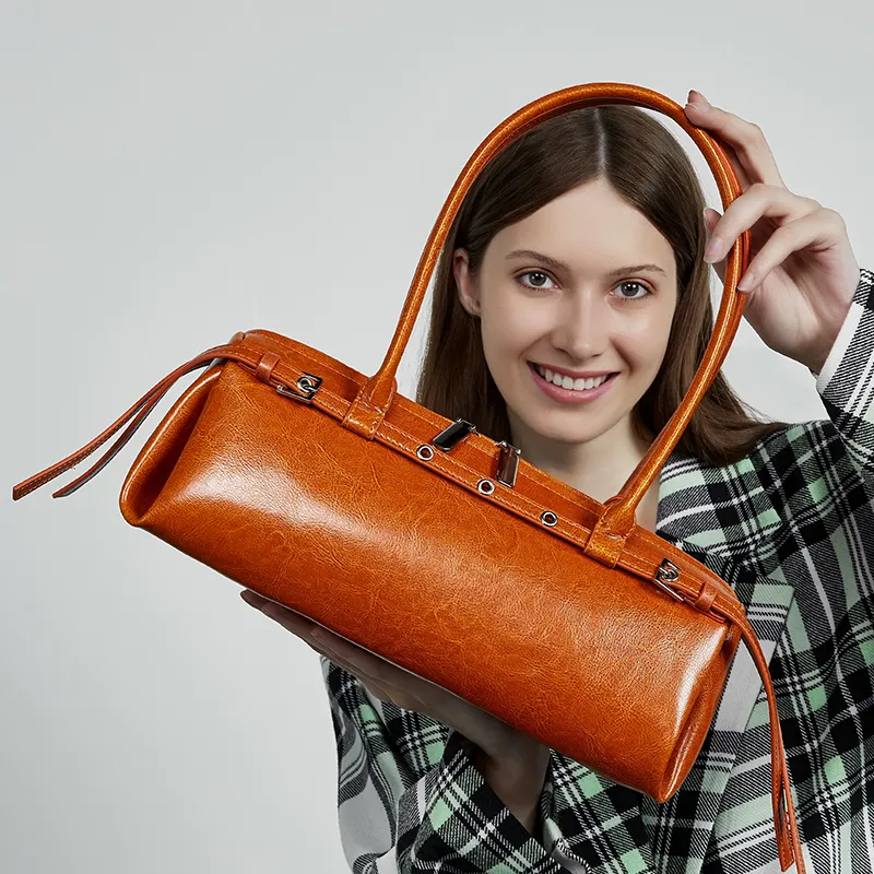 VANDEE Cow Leather Shoulder Bag Women's Multicolor-8