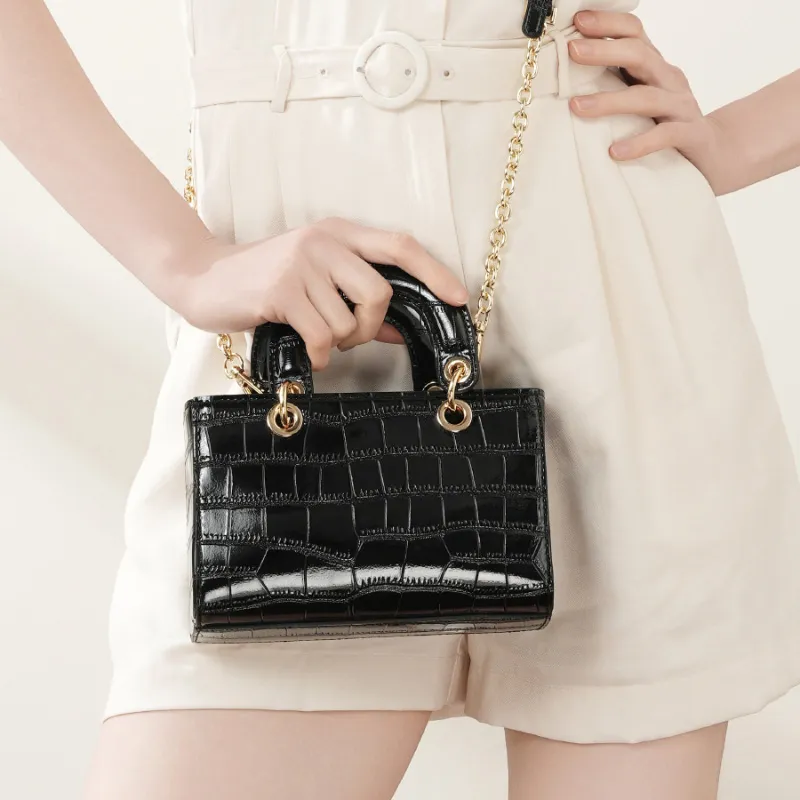 VANDEE Cow Leather One Shoulder Handbag Regular Women's Multicolor-10