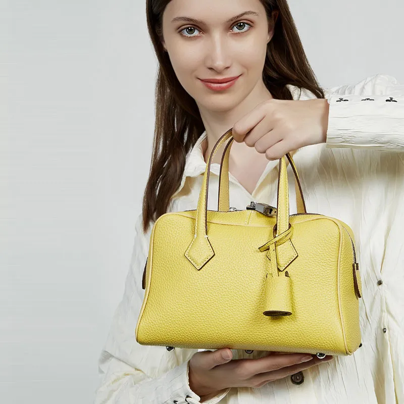VANDEE Cow Leather One Shoulder Handbag Women's Multicolor-17