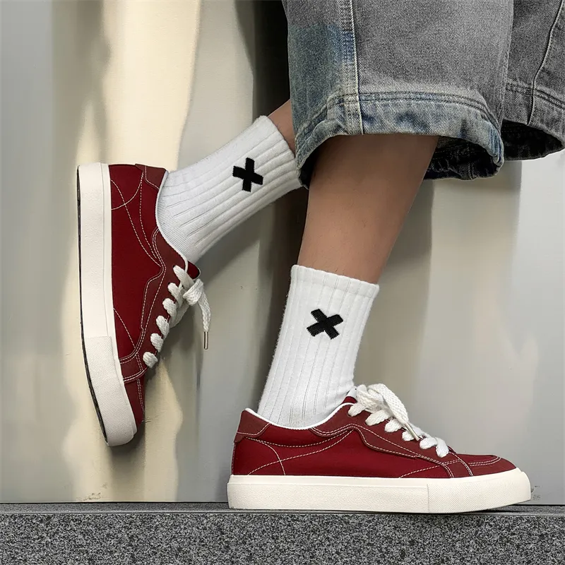 HACKBUTEER Low Top Skateboard Shoes Unisex Box Included-17