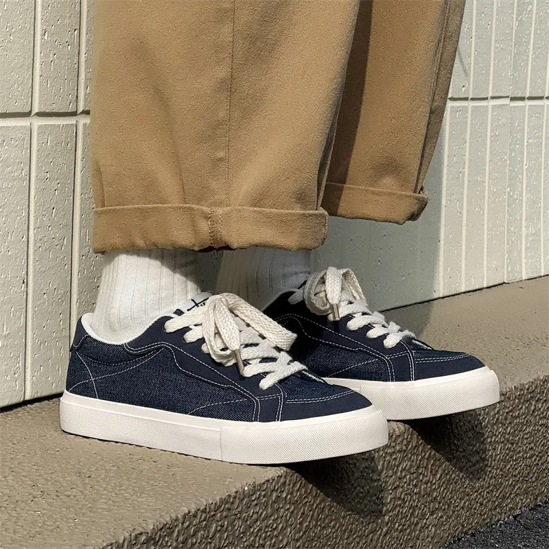 HACKBUTEER Low Top Skateboard Shoes Unisex Box Included-28