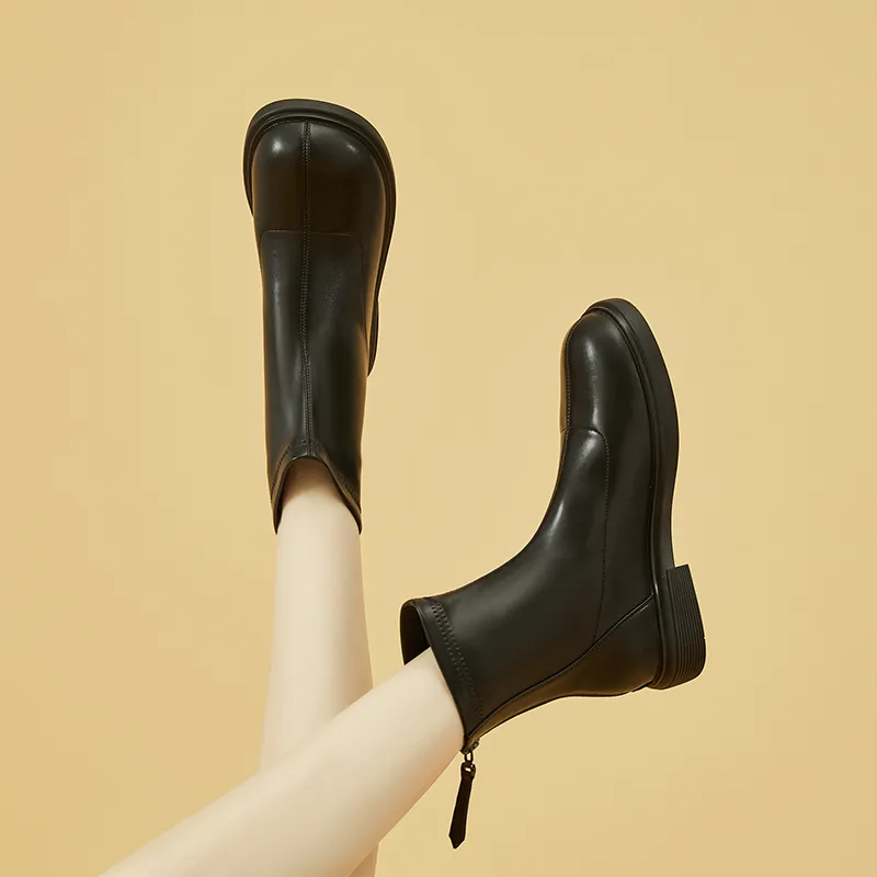 DAPHNE Ankle Boots Women's Black/White-4