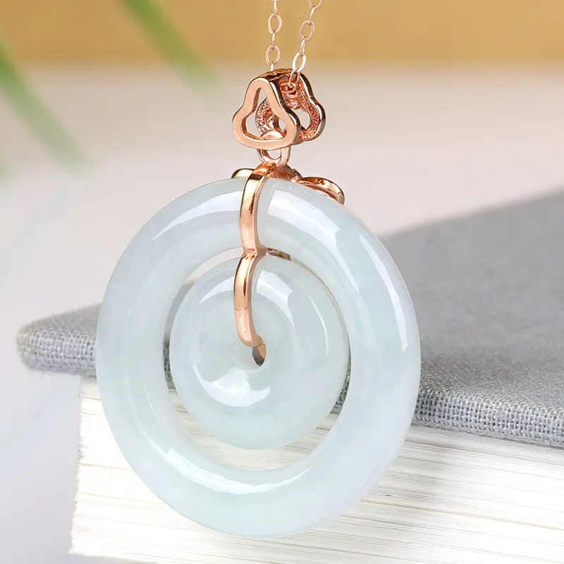 Yi Zhen Ge Glutinous Jade Jadeite Pendants Unisex-9