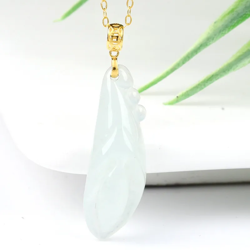 Yi Zhen Ge Ice Glutinous Jadeite Pendants Unisex-8