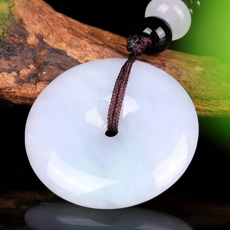 Yi Zhen Ge Ice Glutinous Jadeite Pendants Unisex-2