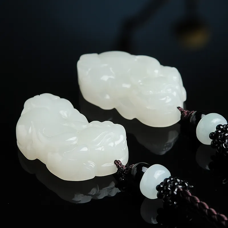 Yi Zhen Ge Hetian Jade Pendants White Jade Unisex-2