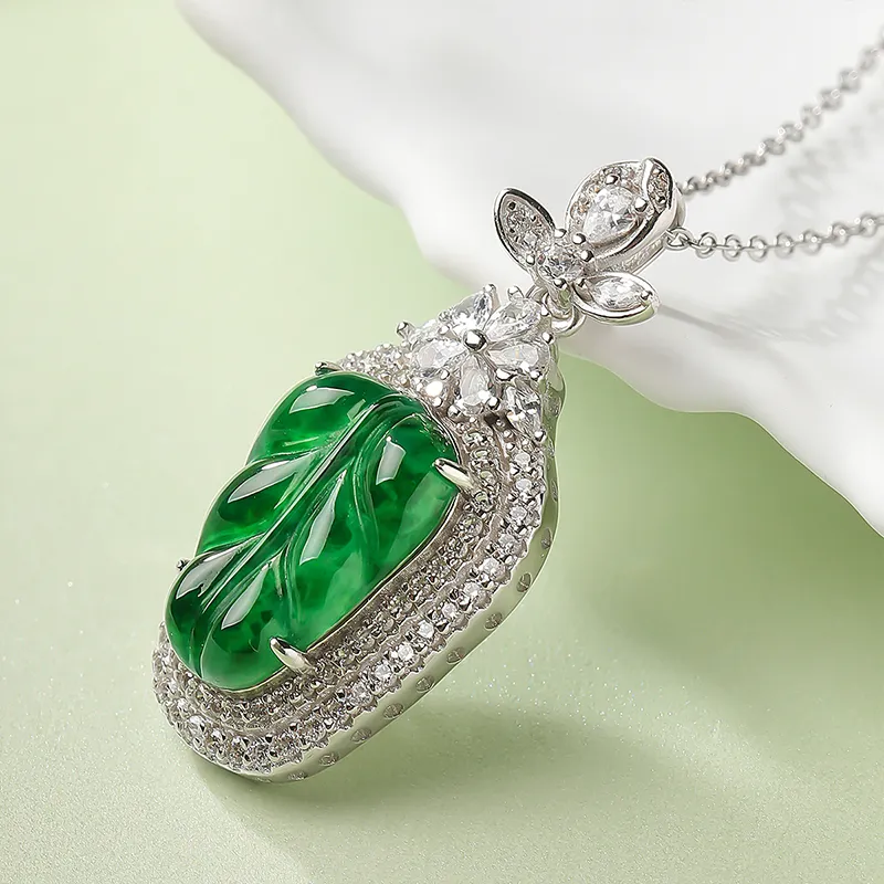 With The Heart Of The Jade Glutinous Jade Jadeite Necklaces Women's-6