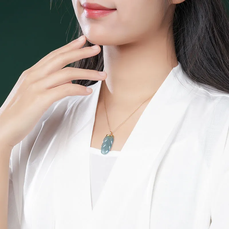 With The Heart Of The Jade Glutinous Jade Jadeite Necklaces Women's-4