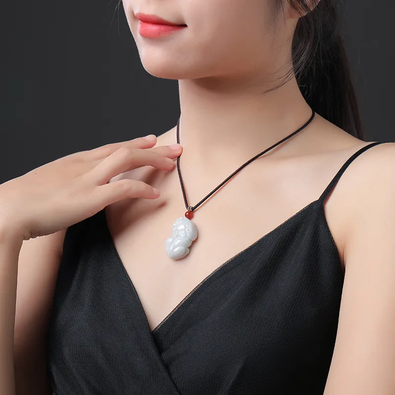 With the heart of the jade Jadeite Necklaces Unisex Auspicious Beast Chinese Auspicious Animal-1