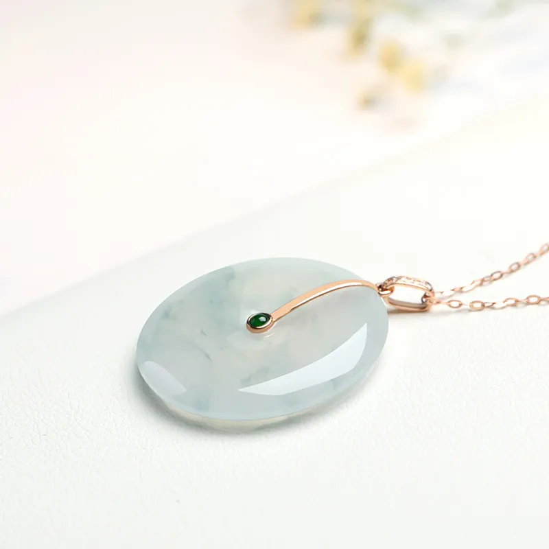 With The Heart Of The Jade Glutinous Jade Jadeite Necklaces Women's-9