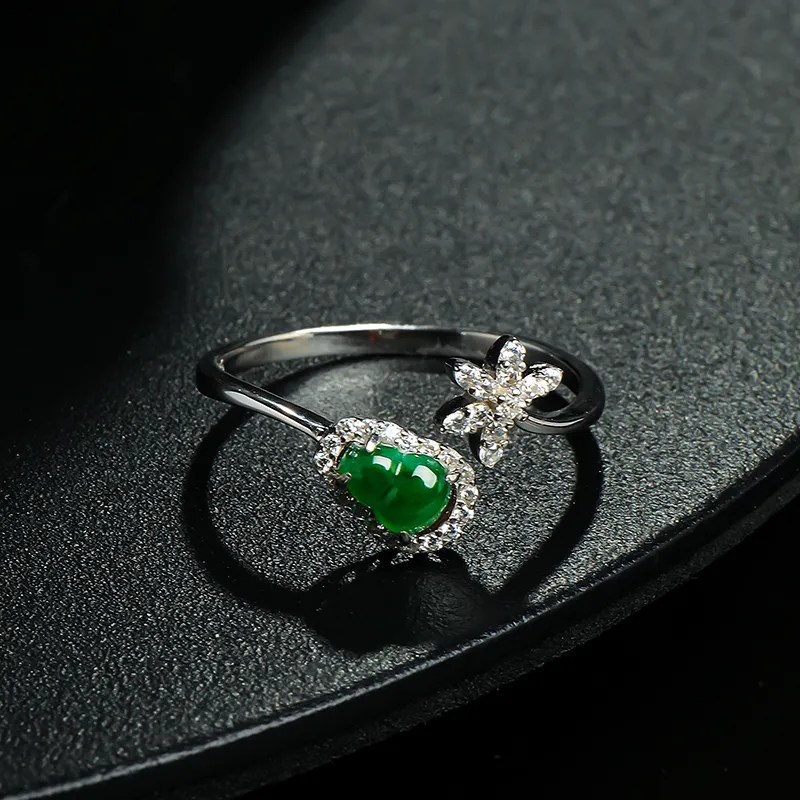 With The Heart Of The Jade Glutinous Jade Jadeite Rings Women's-8