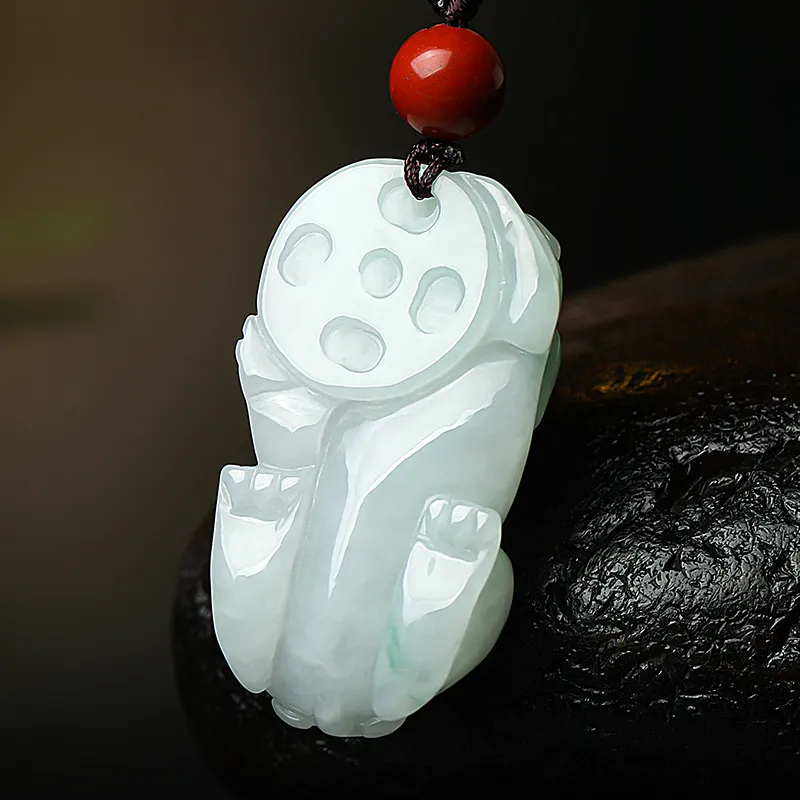 With The Heart Of The Jade Bean Type Jadeite Necklaces Unisex-9
