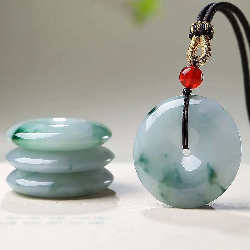 With The Heart Of The Jade Glutinous Jade Jadeite Necklaces Unisex-13